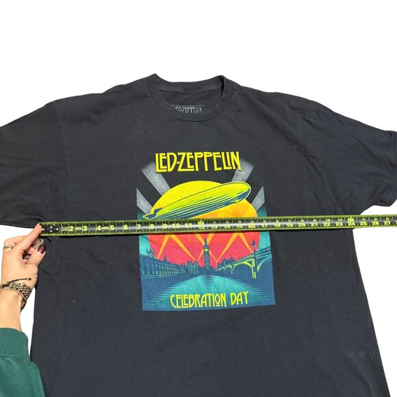 Led Zeppelin Celebration Day Band T-Shirt | Black Graphic Tee | Size 2XL - Picture 4 of 9